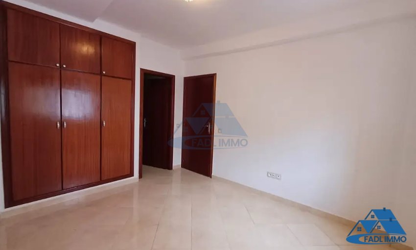 Appartement à vendre au premier étage - view 4