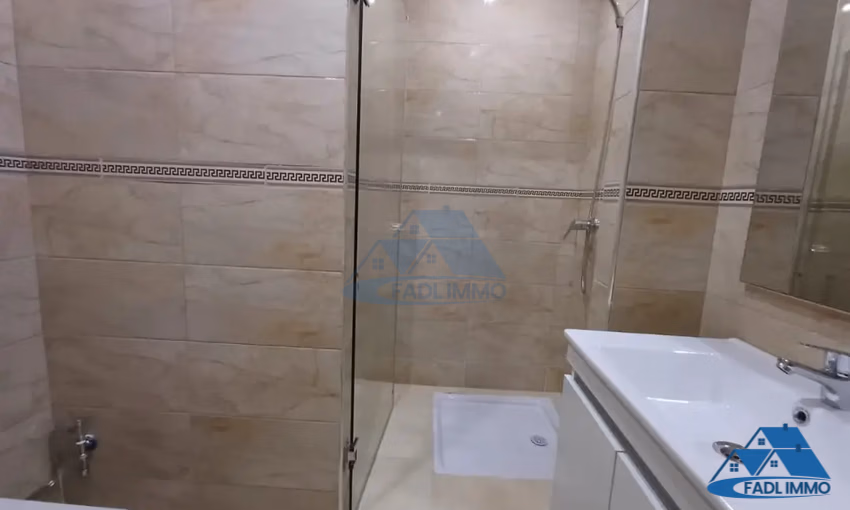 Appartement à vendre au premier étage