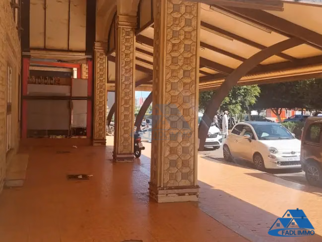 Commercial property for sale with terrace