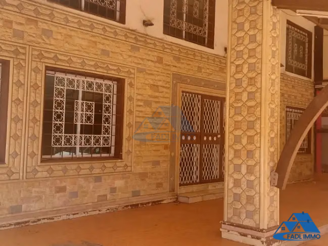 Commercial property for sale with terrace