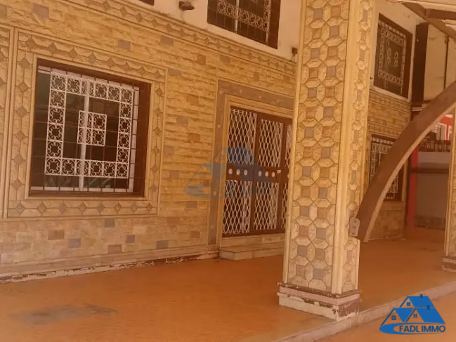 Commercial property for sale with terrace