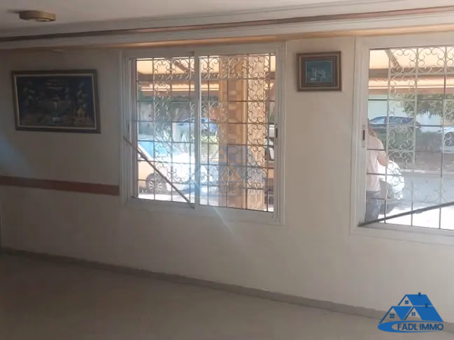 Commercial property for sale with terrace