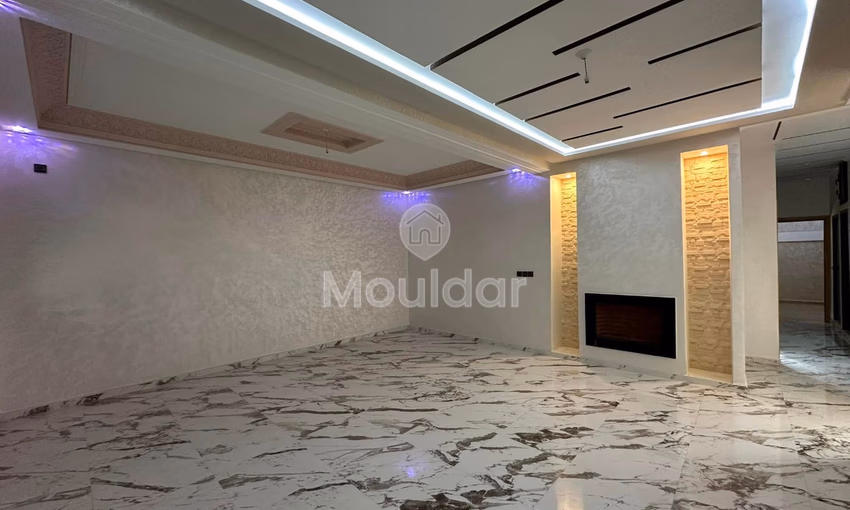 شقة للبيع، 3 غرف، 100 م² شقة للبيع، 3 غرف، 100 م²