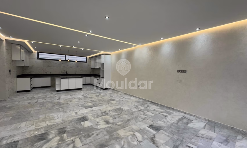 Villa for sale 9 bedrooms, 275 m² living area. Villa for sale 9 bedrooms, 275 m² living area.