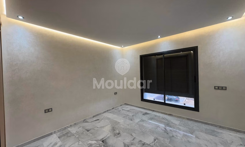 Villa for sale 9 bedrooms, 275 m² living area. Villa for sale 9 bedrooms, 275 m² living area.