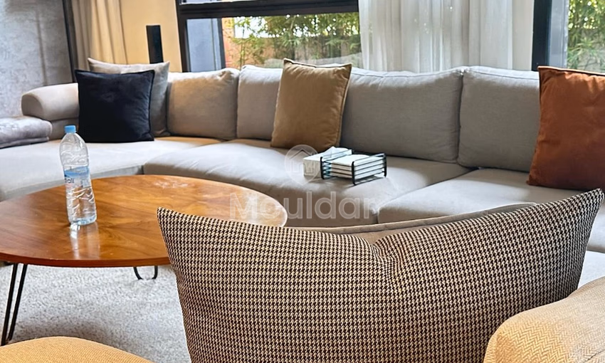 شقة للشراء مع تراس في الطابق الأرضي