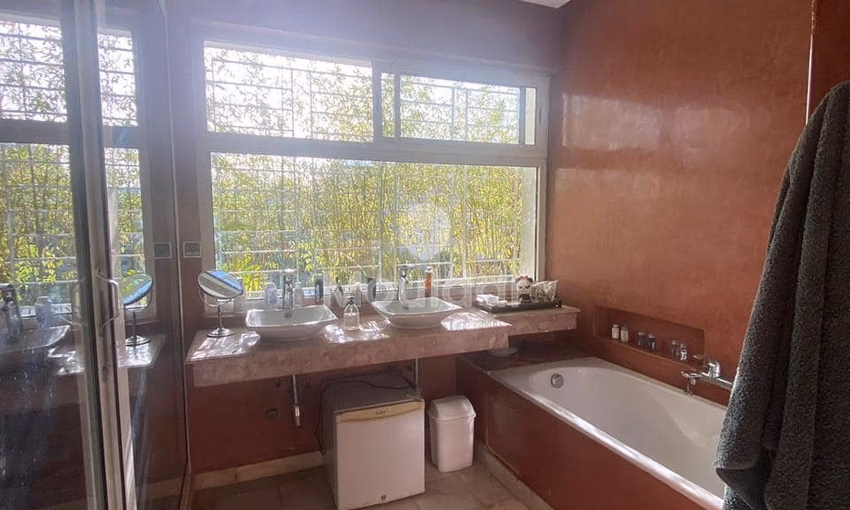 Villa for sale in Casablanca, California - 4 bedrooms, 210m² living area.