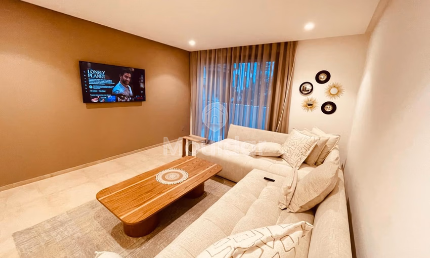 Apartamento nuevo en alquiler con piscina