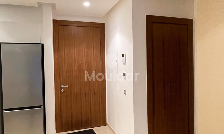 Apartamento nuevo en alquiler con piscina