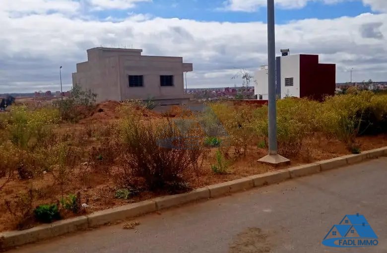 Terreno titulado en urbanización en venta