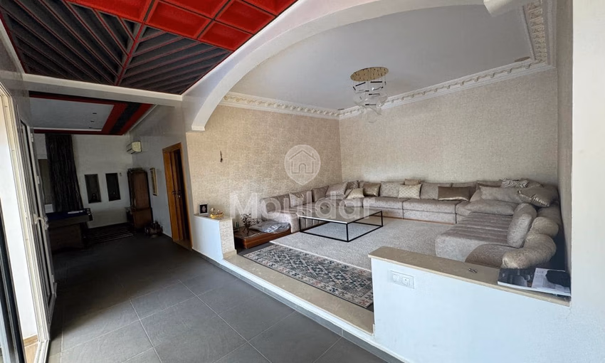 Villa à louer à Dar Bouazza - 4 chambres, 580 m².