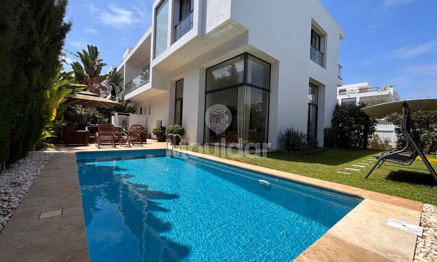 Villa for rent in Dar Bouazza - 4 bedrooms, 1 floor