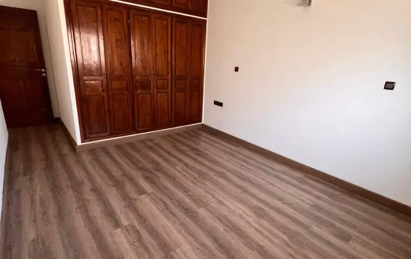 شقة للبيع - 117 م²، الطابق الثاني، الصويرة، روعنك