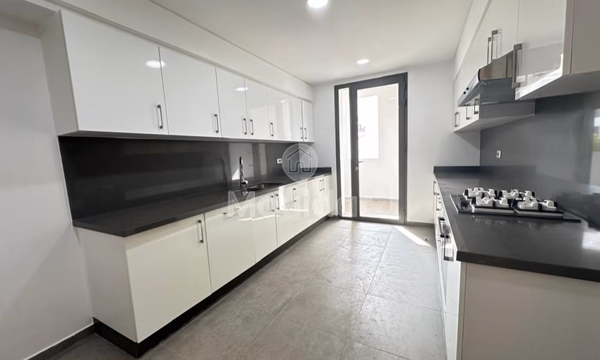 Apartment for buy with balcony