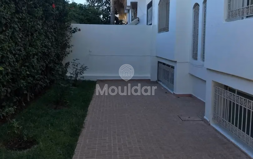 Villa à vendre avec terrasse et trois étages - view 15