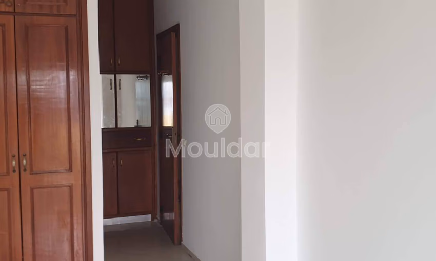 Appartement de 3 chambres à louer à Derb Ghallef Appartement de 3 chambres à louer à Derb Ghallef