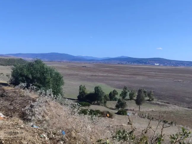 Titled land for buy for industrial activity - view 2