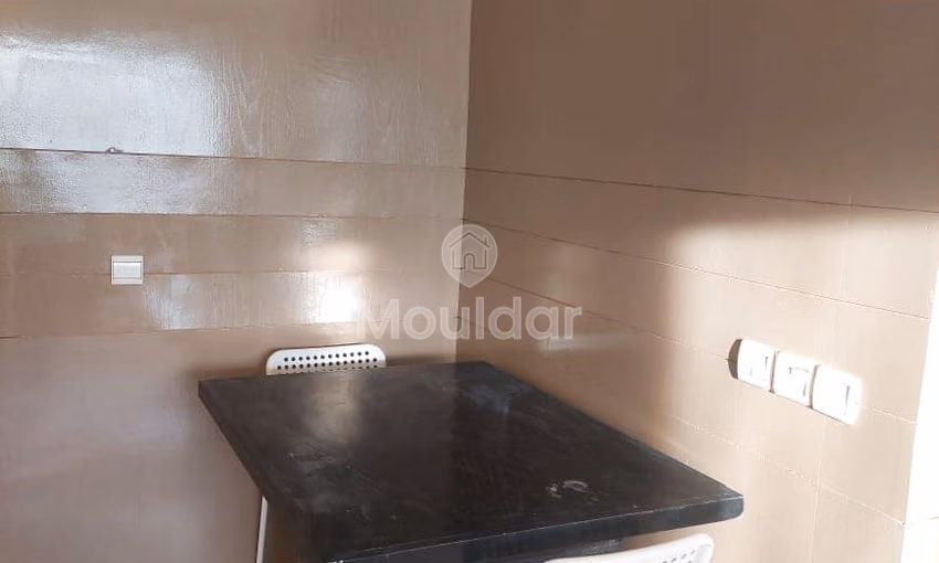 Apartamento en venta en Casablanca, Hay Laymoun, 64 m², 3º piso. Apartamento en venta en Casablanca, Hay Laymoun, 64 m², 3º piso.