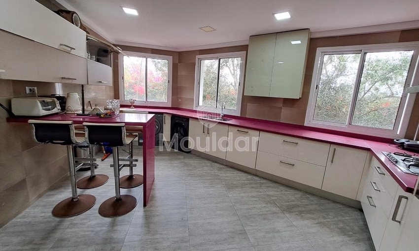 Apartamento en alquiler en Aïn Diab, Casablanca - 3 habitaciones, 200 m²