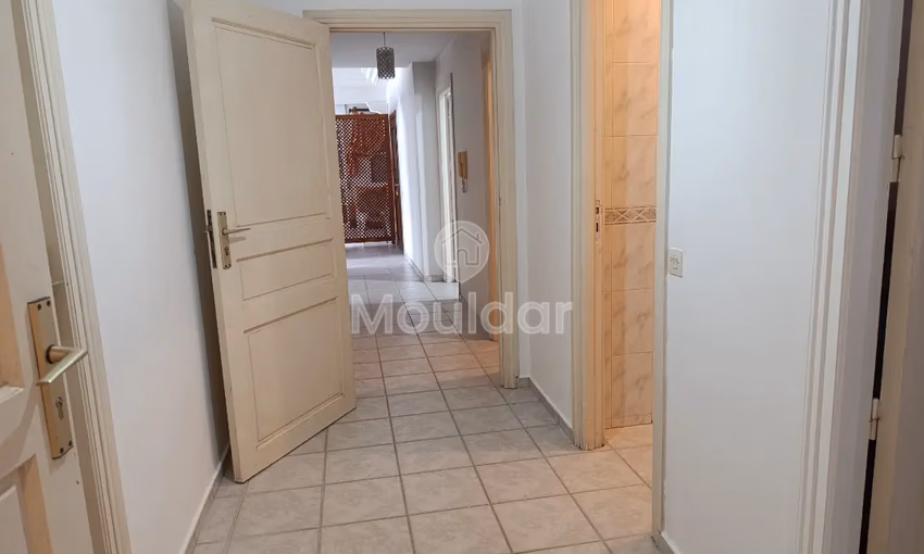 Apartment for rent with terrace Apartment for rent with terrace