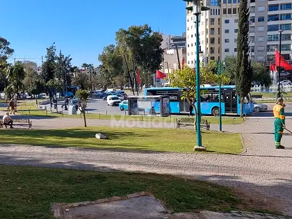 مكتب للإيجار في الطابق الأول