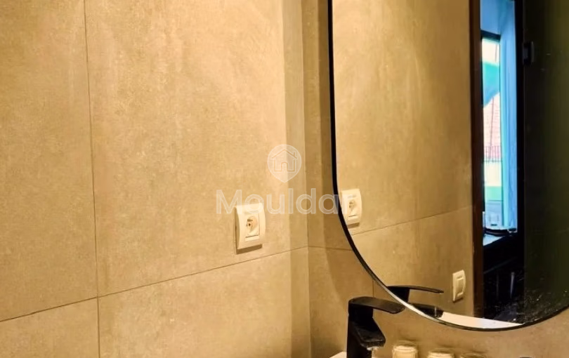 Estudio en alquiler con terraza en el primer piso