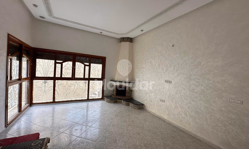 Villa à vendre à Fès, Route d'Immouzere - 2 chambres, 390m². Villa à vendre à Fès, Route d'Immouzere - 2 chambres, 390m².