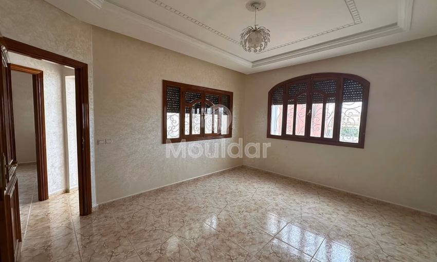 Villa à vendre à Fès, Route d'Immouzere - 2 chambres, 390m². Villa à vendre à Fès, Route d'Immouzere - 2 chambres, 390m².