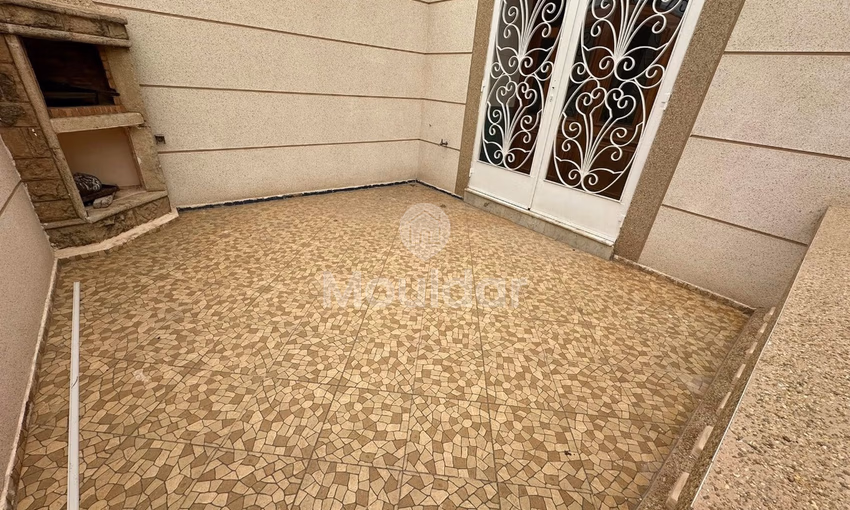 Villa à vendre à Fès, Route d'Immouzere - 2 chambres, 390m². Villa à vendre à Fès, Route d'Immouzere - 2 chambres, 390m².