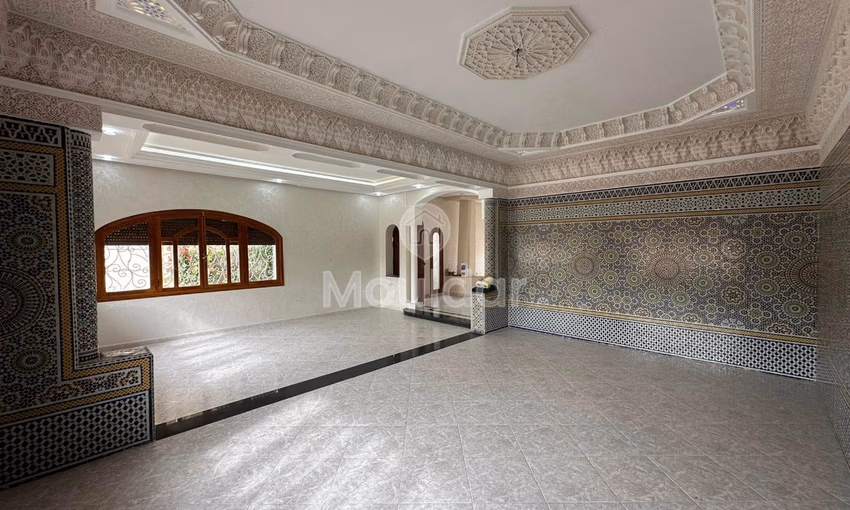 Villa à vendre à Fès, Route d'Immouzere - 2 chambres, 390m². Villa à vendre à Fès, Route d'Immouzere - 2 chambres, 390m².