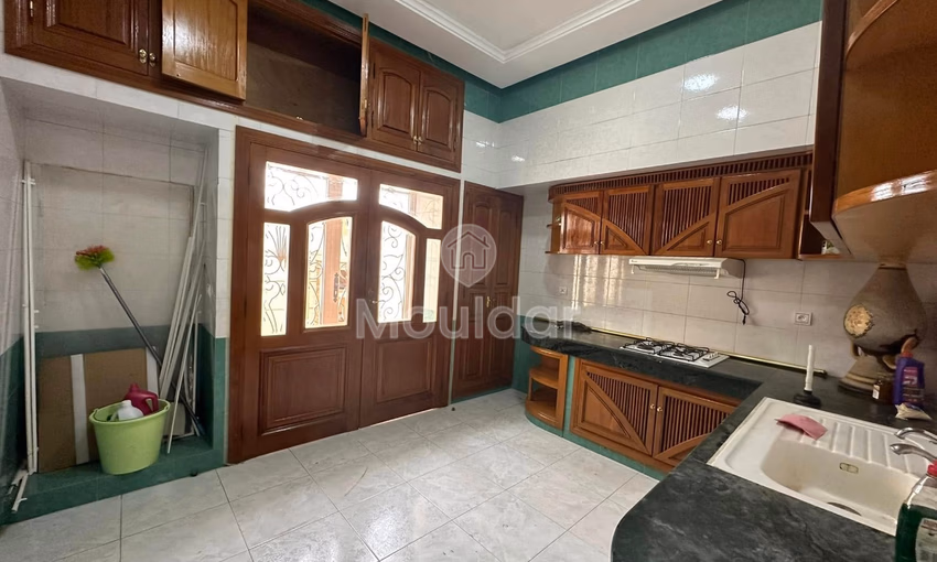 Villa à vendre à Fès, Route d'Immouzere - 2 chambres, 390m². Villa à vendre à Fès, Route d'Immouzere - 2 chambres, 390m².