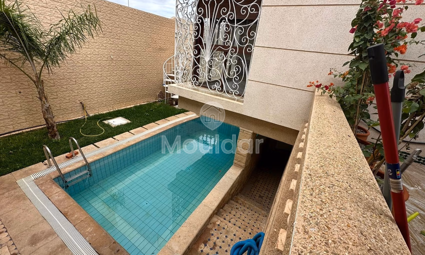 Villa à vendre à Fès, Route d'Immouzere - 2 chambres, 390m². Villa à vendre à Fès, Route d'Immouzere - 2 chambres, 390m².