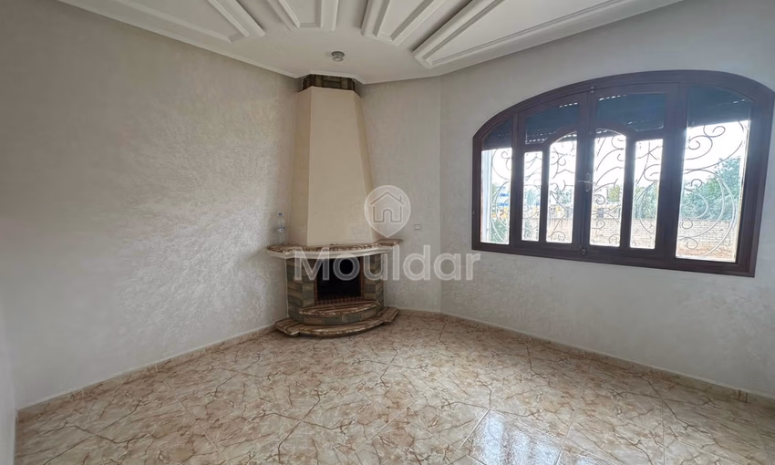 Villa à vendre à Fès, Route d'Immouzere - 2 chambres, 390m². Villa à vendre à Fès, Route d'Immouzere - 2 chambres, 390m².