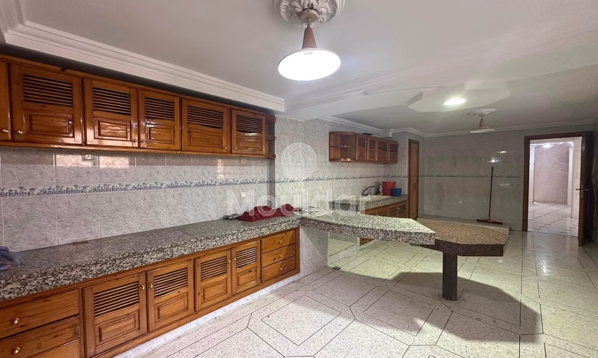 Villa à vendre à Fès, Route d'Immouzere - 2 chambres, 390m². Villa à vendre à Fès, Route d'Immouzere - 2 chambres, 390m².