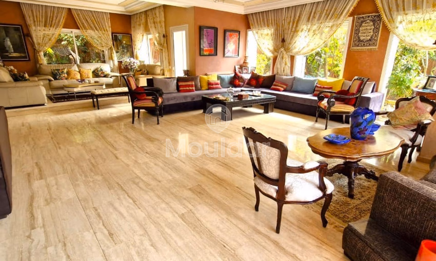 Villa for sale in Casablanca, Aïn Diab - 3 bedrooms, 500 m² living area. Villa for sale in Casablanca, Aïn Diab - 3 bedrooms, 500 m² living area.