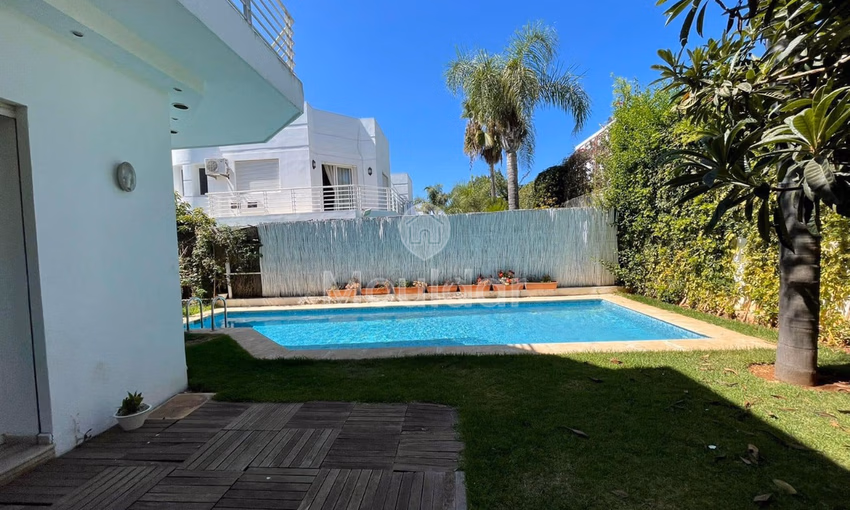 Villa en alquiler en Casablanca, California - 4 habitaciones, 350 m² habitables.