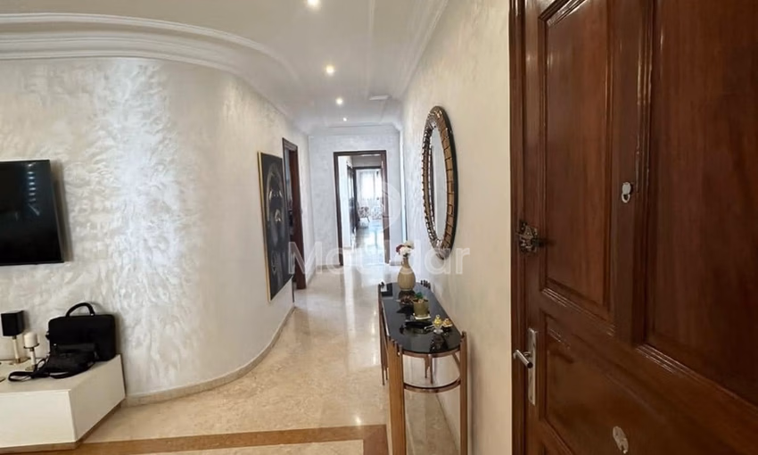 Appartement à vendre à Casablanca, secteur Racine, 3 chambres, 179 m². Appartement à vendre à Casablanca, secteur Racine, 3 chambres, 179 m².