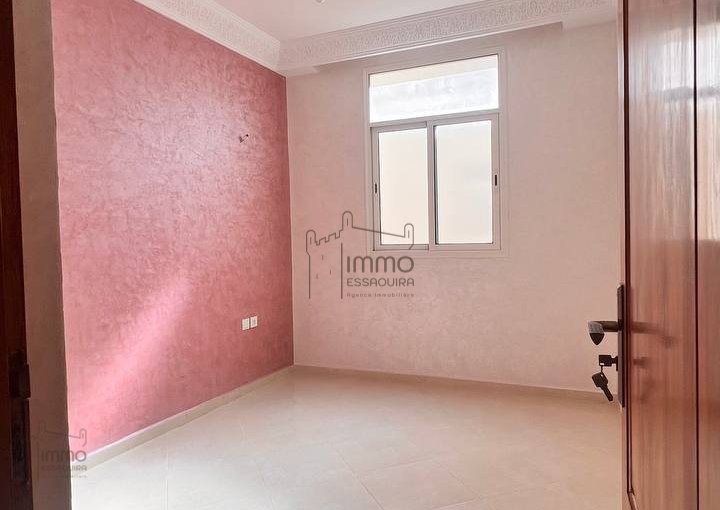 De vândut: apartament cu 3 camere în cartierul Moustakbal - view 8