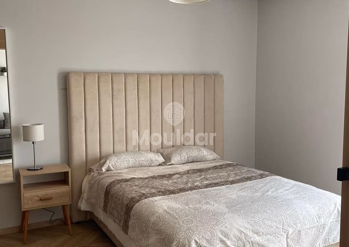 شقة للإيجار في الدار البيضاء، C.I.L، 60م²، غرفة واحدة.