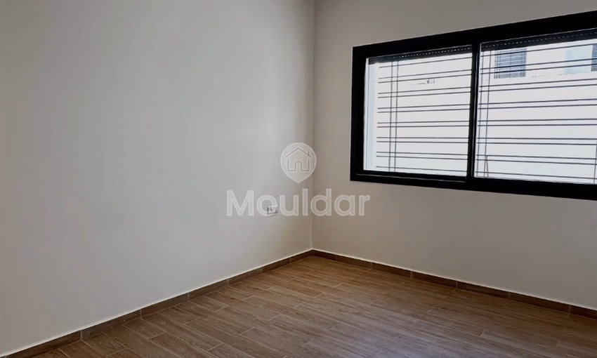 New apartment for rent with terrace