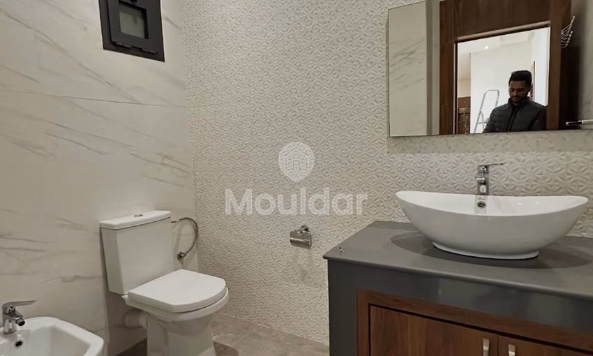 New apartment for rent with terrace