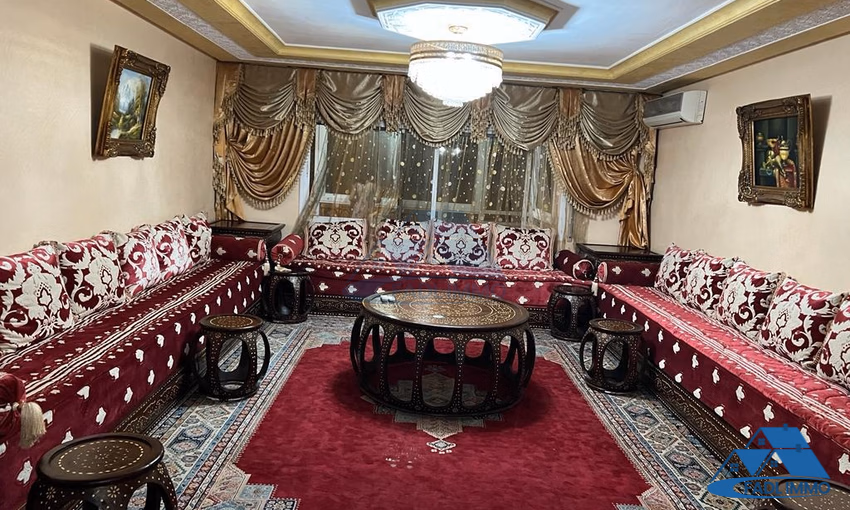 شقة للإيجار مع شرفة في الطابق الثاني شقة للإيجار مع شرفة في الطابق الثاني