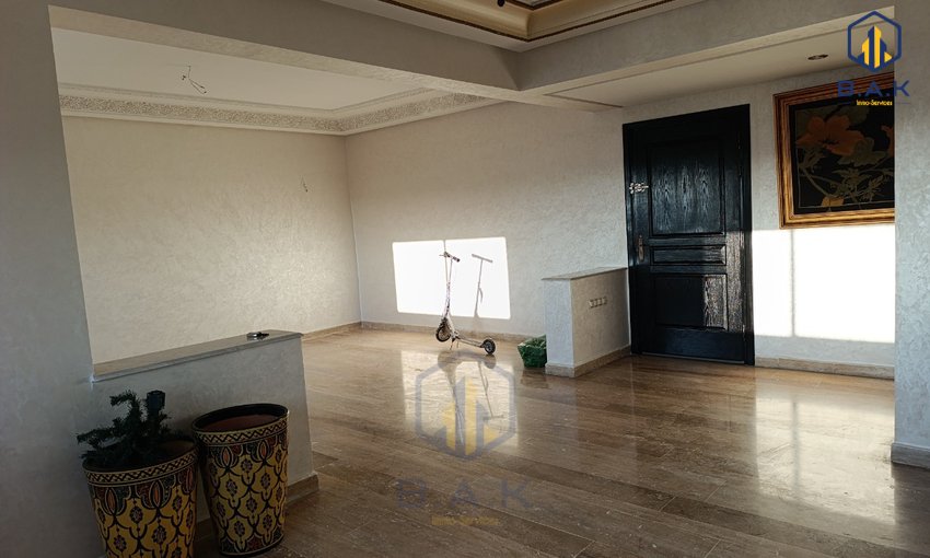 Apartment for rent with terrace - view 4