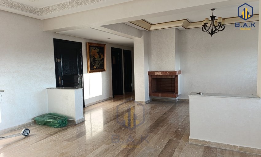 Apartment for rent with terrace - view 3