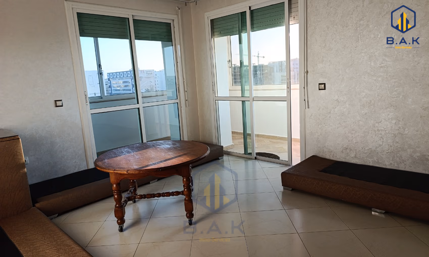 شقة للإيجار مع تراس في الطابق السابع