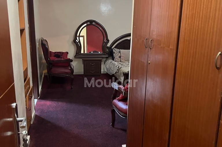 Appartement à louer avec balcon au deuxième étage Appartement à louer avec balcon au deuxième étage