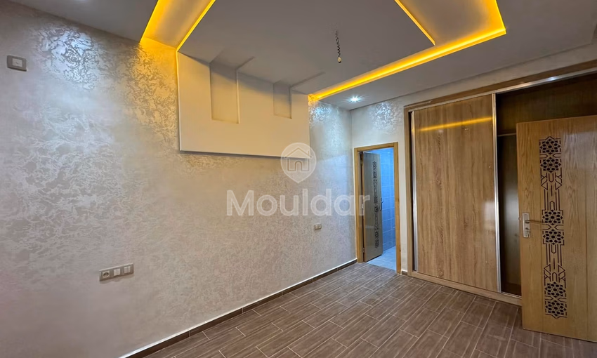 Appartement à louer - 3 chambres, 116 m²