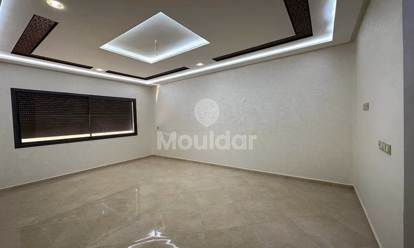 Appartement à louer - 3 chambres, 116 m²