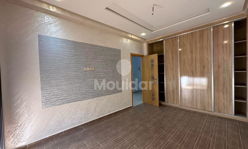 Appartement à louer - 3 chambres, 116 m²