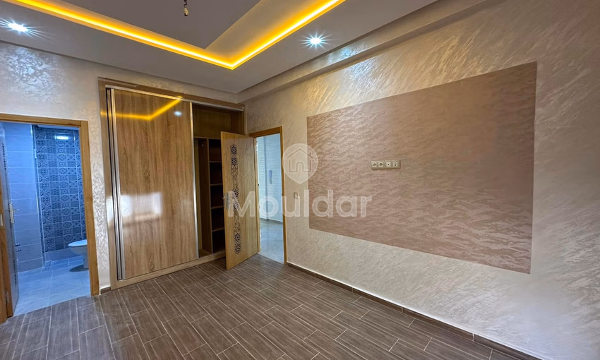 Appartement à louer - 3 chambres, 116 m²